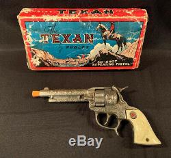 Vintage Original 1940s THE TEXAN PISTOL Cast Iron Toy Cowboy Gun HUBLEY With Box