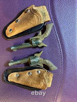 Vintage RR Roy Roger Miniature Toy Cap Guns With Holsters