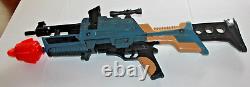 Vintage Remco Screaming Mee Mee-e Toy Rifle With Red Missile In Good Condition