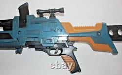 Vintage Remco Screaming Mee Mee-e Toy Rifle With Red Missile In Good Condition