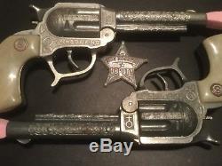 Vintage Roy Rogers Rare Holster & Cap Guns Set See Cap Guns
