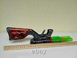 Vintage Tin Toy Space Ray Gun Made in Japan in 60's. Working. Rare