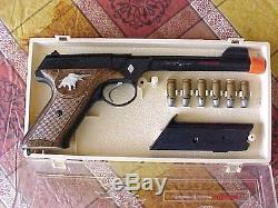 Vintage Topper Toys JOHNNY EAGLE MAGUMBA Toy Gun With Bullets & Caps & BOX