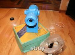 Vintage Toy Film projector (gun) with a set of film USSR (197)