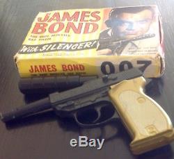 Vintage Toy Gun James Bond 007 Cap Pistol SEAN CONNERY LONE STAR ENGLAND MIB 60s