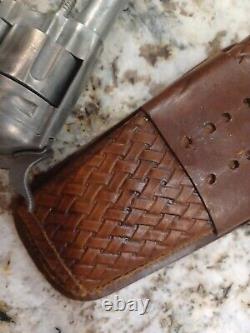 Vintage Toy Hubley Cowboy Large Cap Gun Diecast Wells Fargo Leather Holster Rare