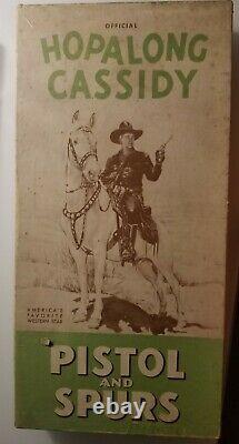 Vintage Wyandotte Hopalong Cassidy Toy Cap Gun and spurs set Boxed Unfired