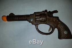 Vintage cast iron cap gun Rare English Dandy