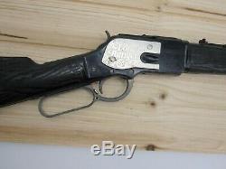Vtg 1960's The Lone Ranger Winchester Shootin Shell Cap Gun Toy Rifle Mattel