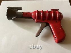 Wyandotte 33 repeater metal1930's pop gun red metal case and chrome barrel